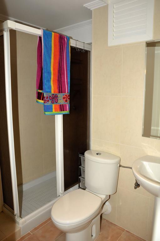 S'Arenal Apartments Portinatx Room photo
