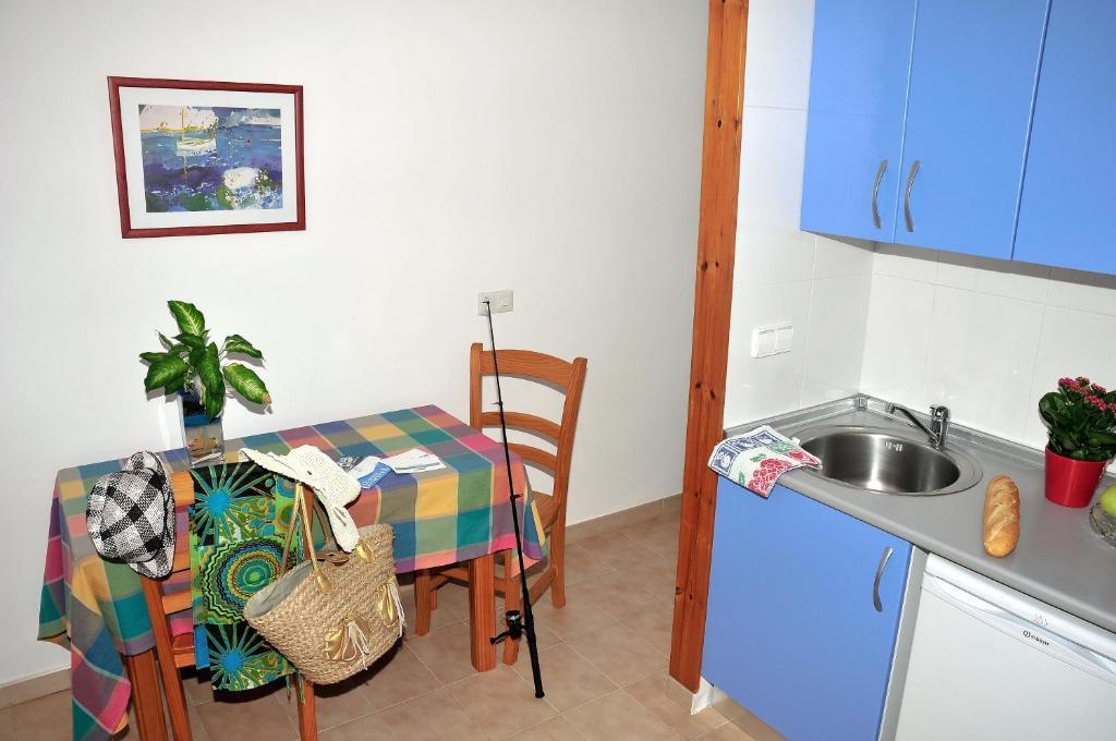 S'Arenal Apartments Portinatx Room photo